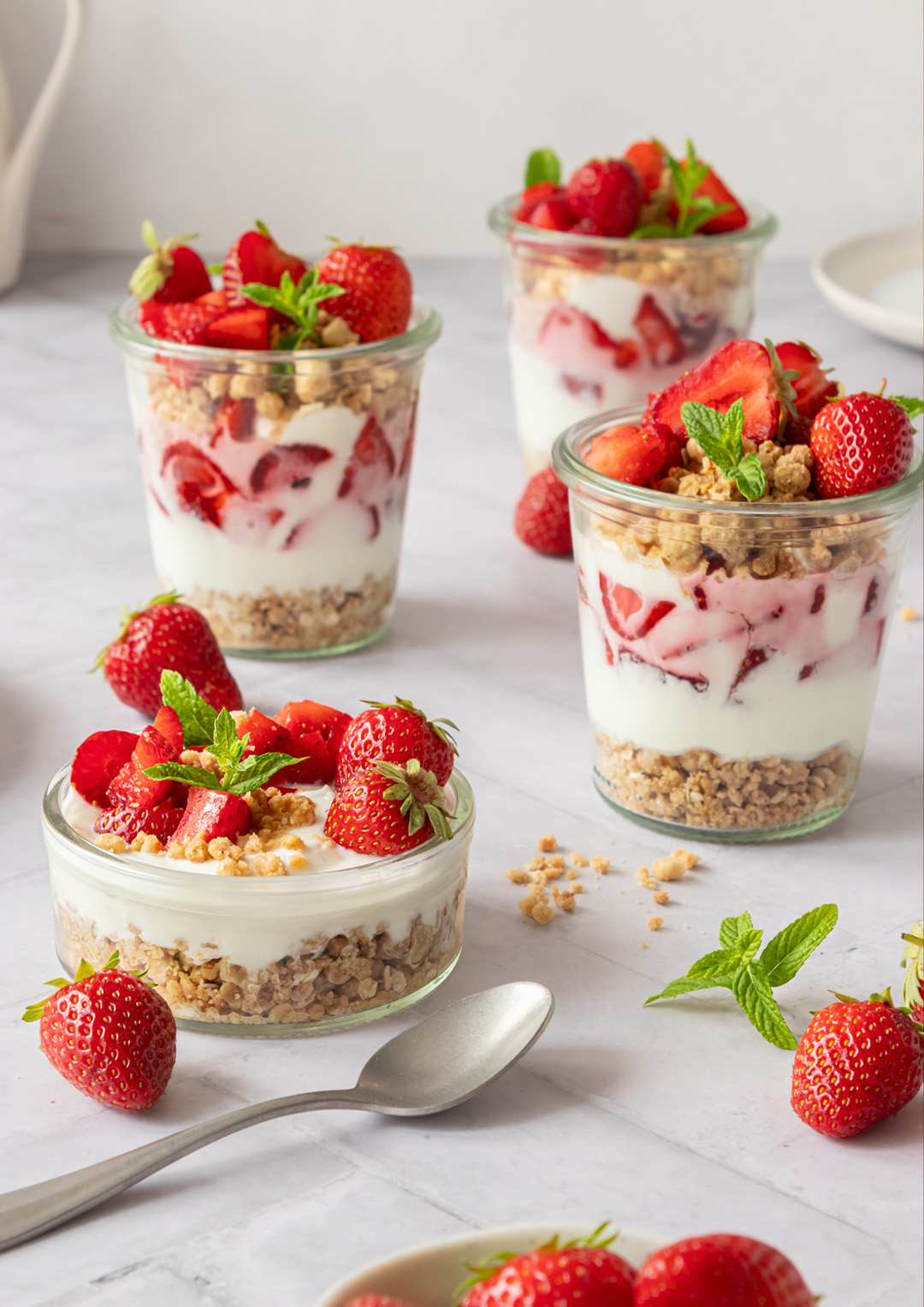 Strawberry-fromage frais-crumble